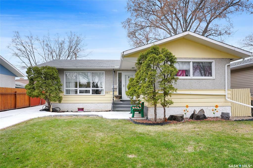Property Photo: 3311 Parliament Avenue SK S4S 2M1