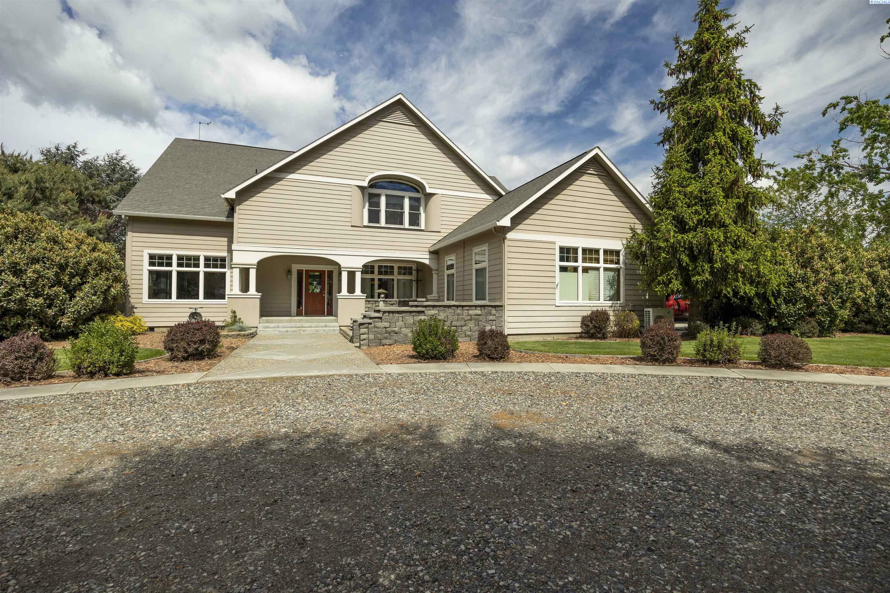 Property Photo:  8620 W Richardson Road  WA 99301 