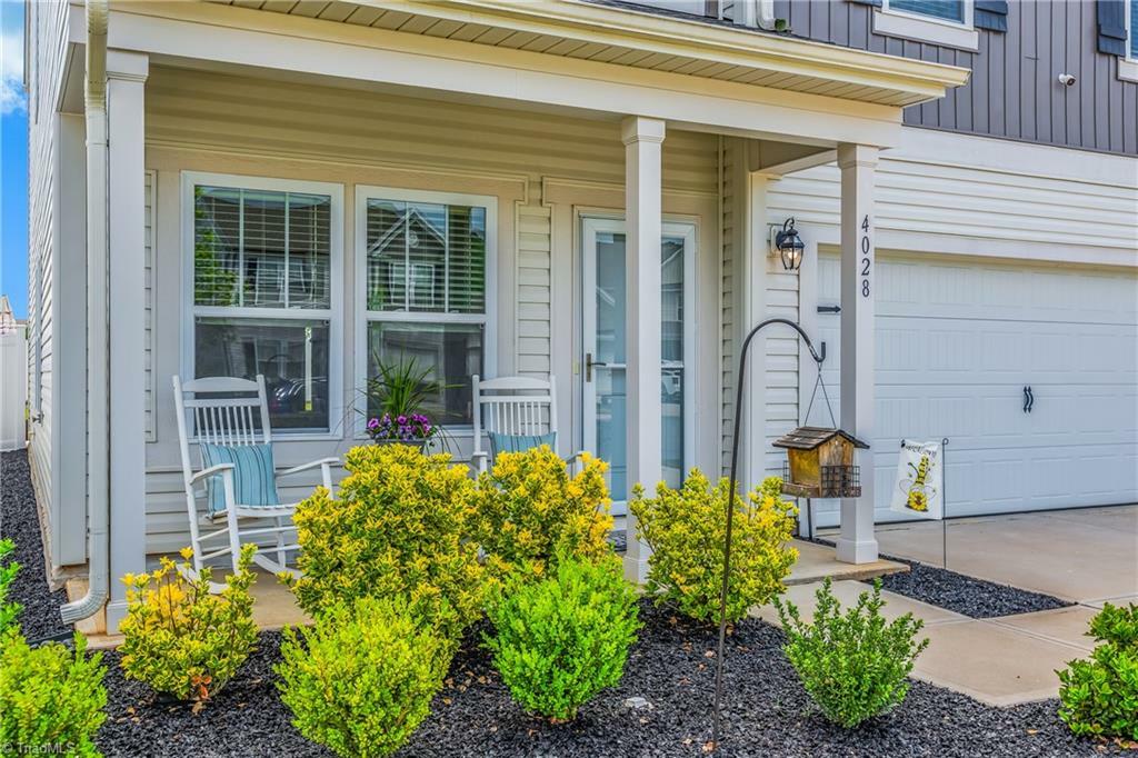 Property Photo: 4028 Centerpiece Court NC 27265