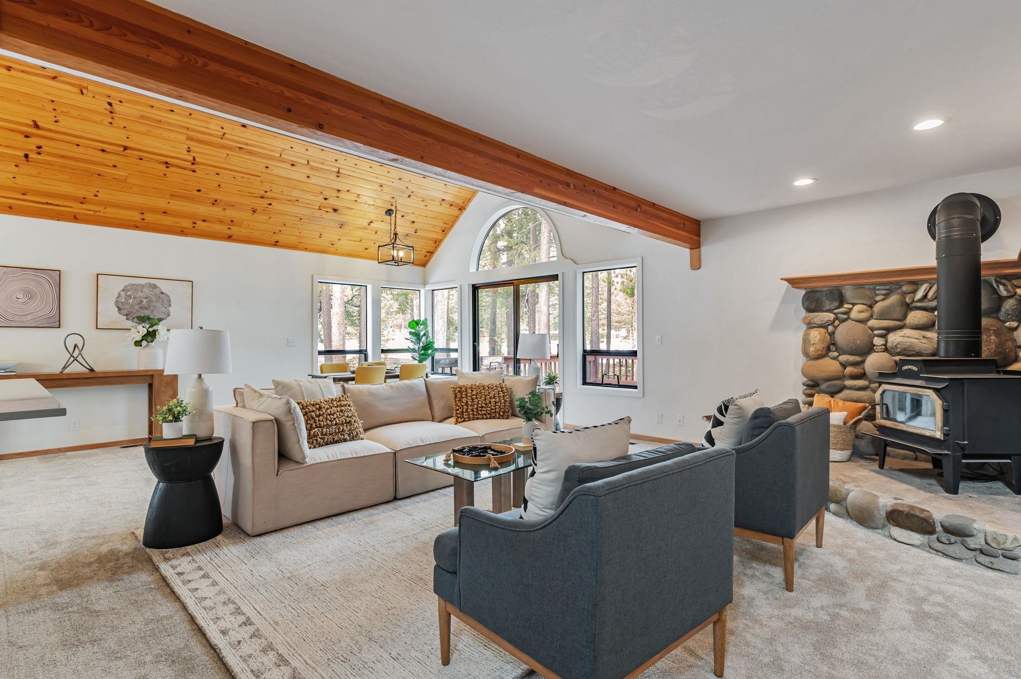 Property Photo: 12852 Skiview Loop CA 96161-6725