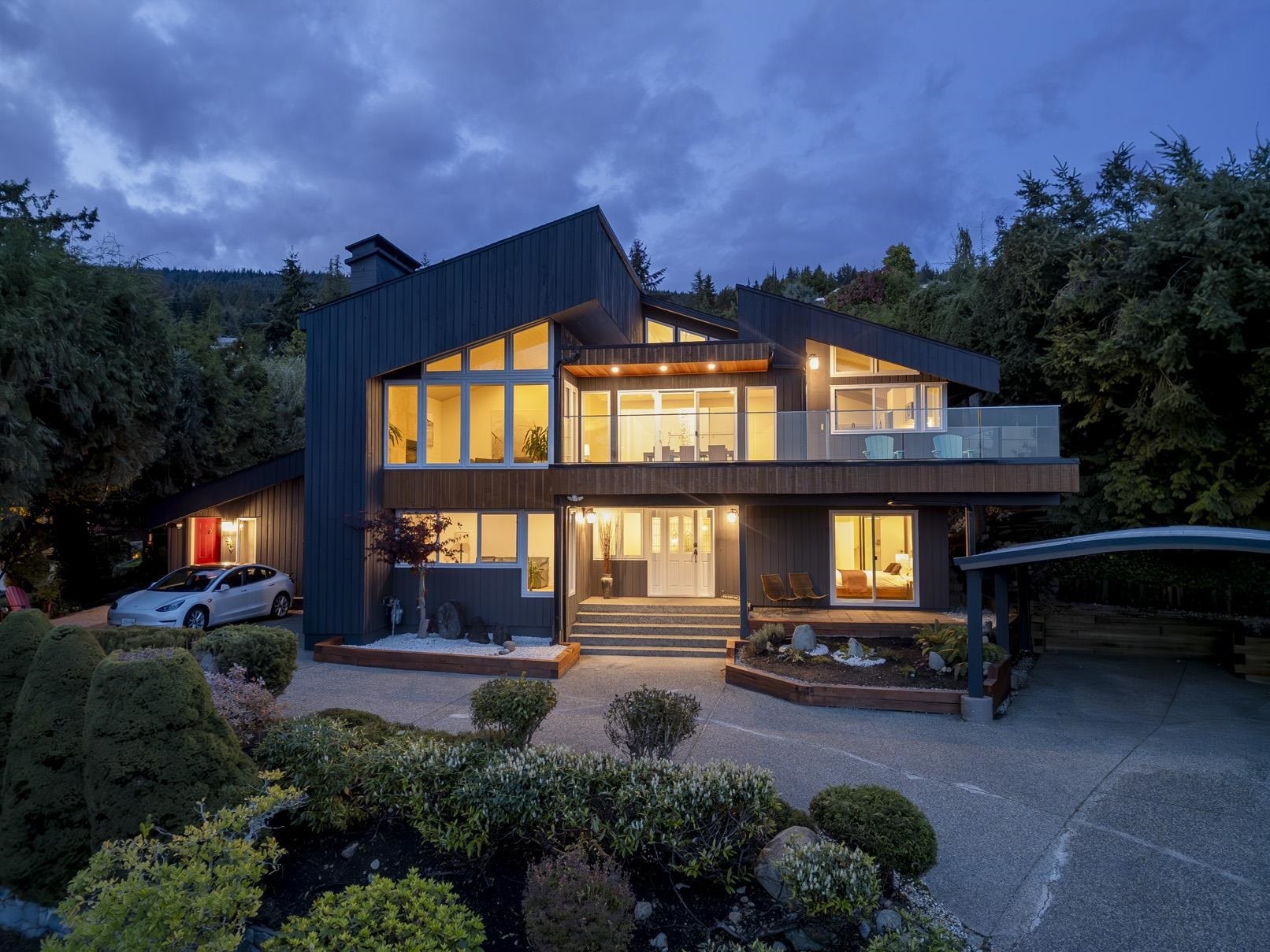 Property Photo: 1361 Camridge Road BC V7S 2M7