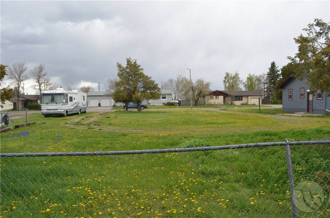 Property Photo: 721 2nd St South MT 59034
