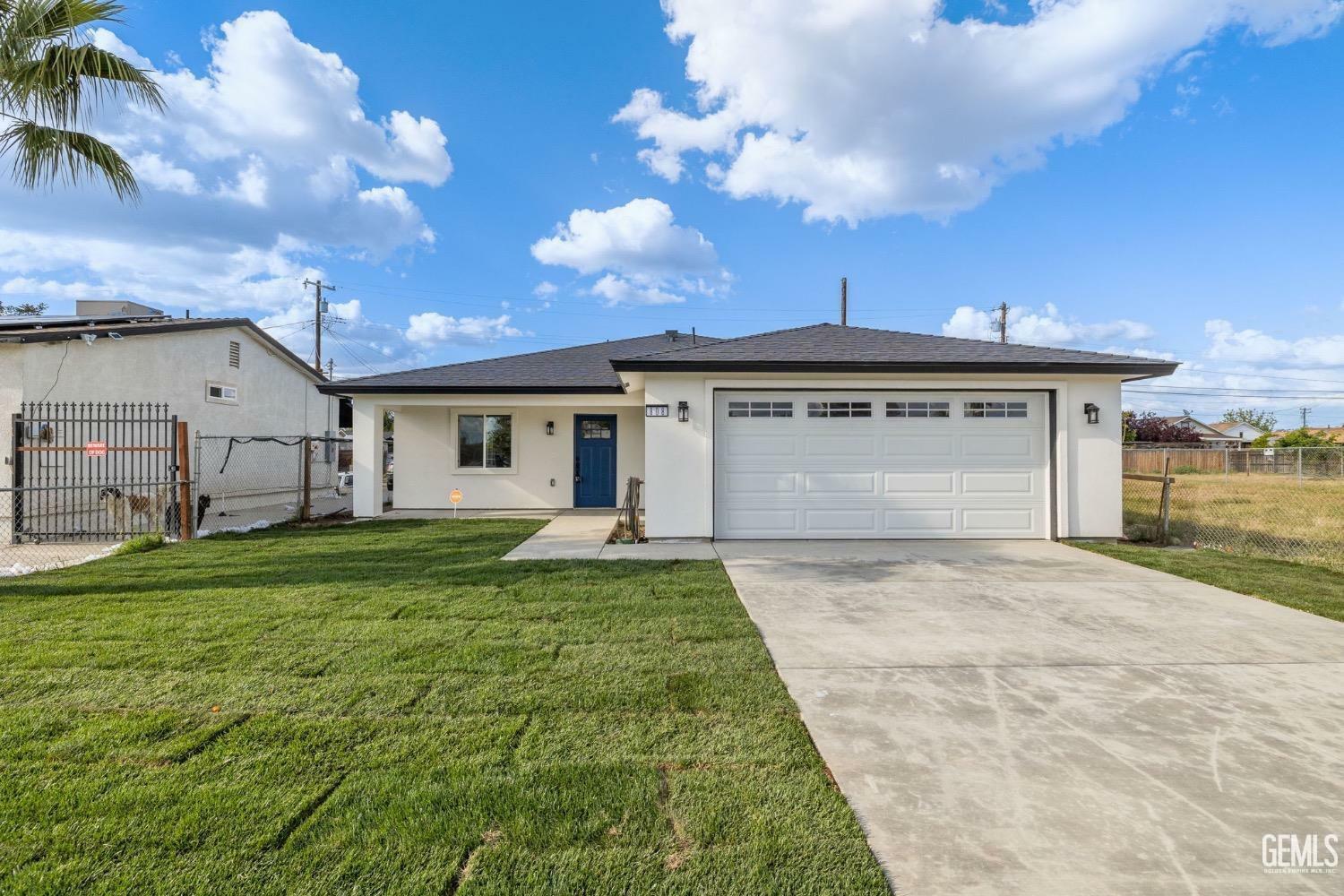 808 Southgate Drive  Bakersfield CA 93307 photo