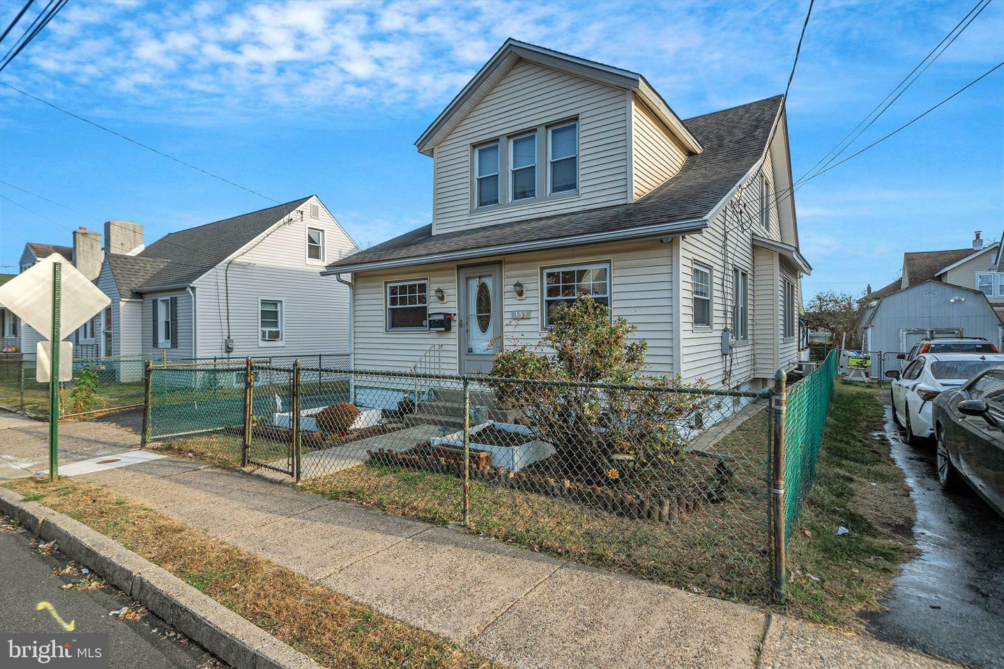 Property Photo: 131 Harvey PA 19061
