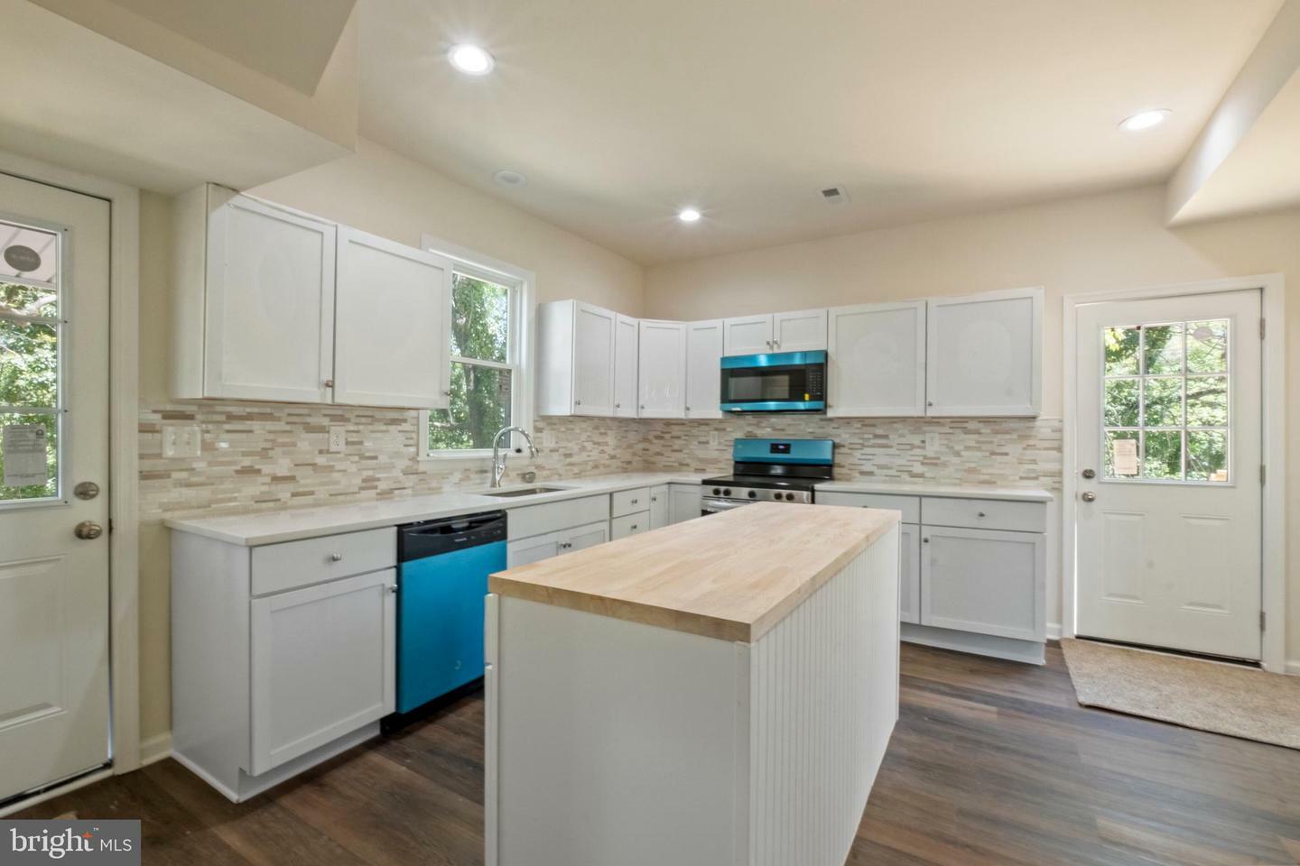 Property Photo: 329 Boyd Avenue WV 25401