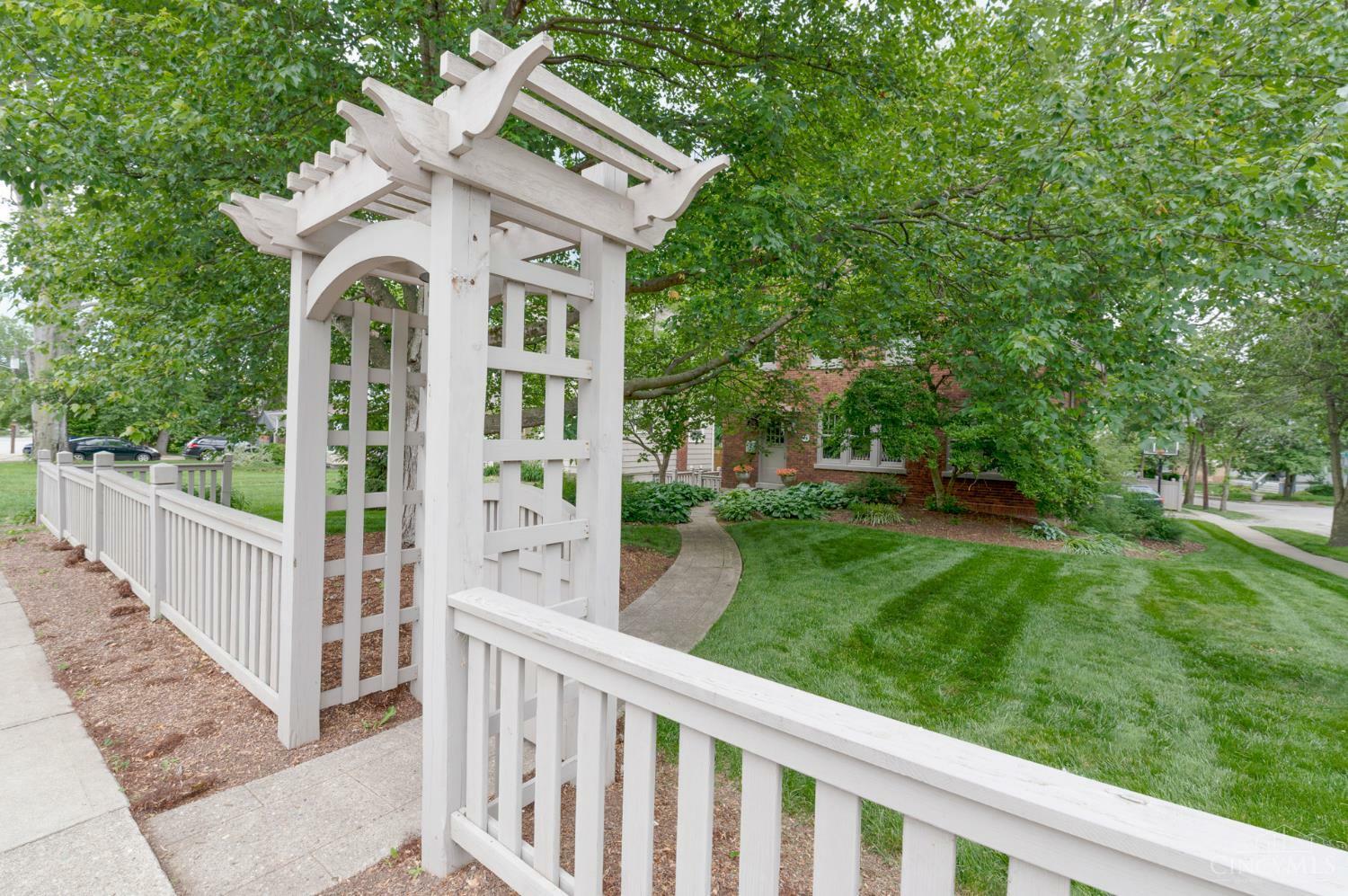 Property Photo:  4450 Erie Avenue  OH 45227 