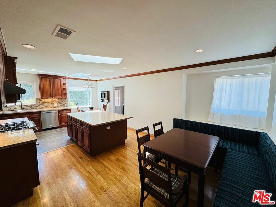 Property Photo: 29242 Sea Lion Pl CA 90265