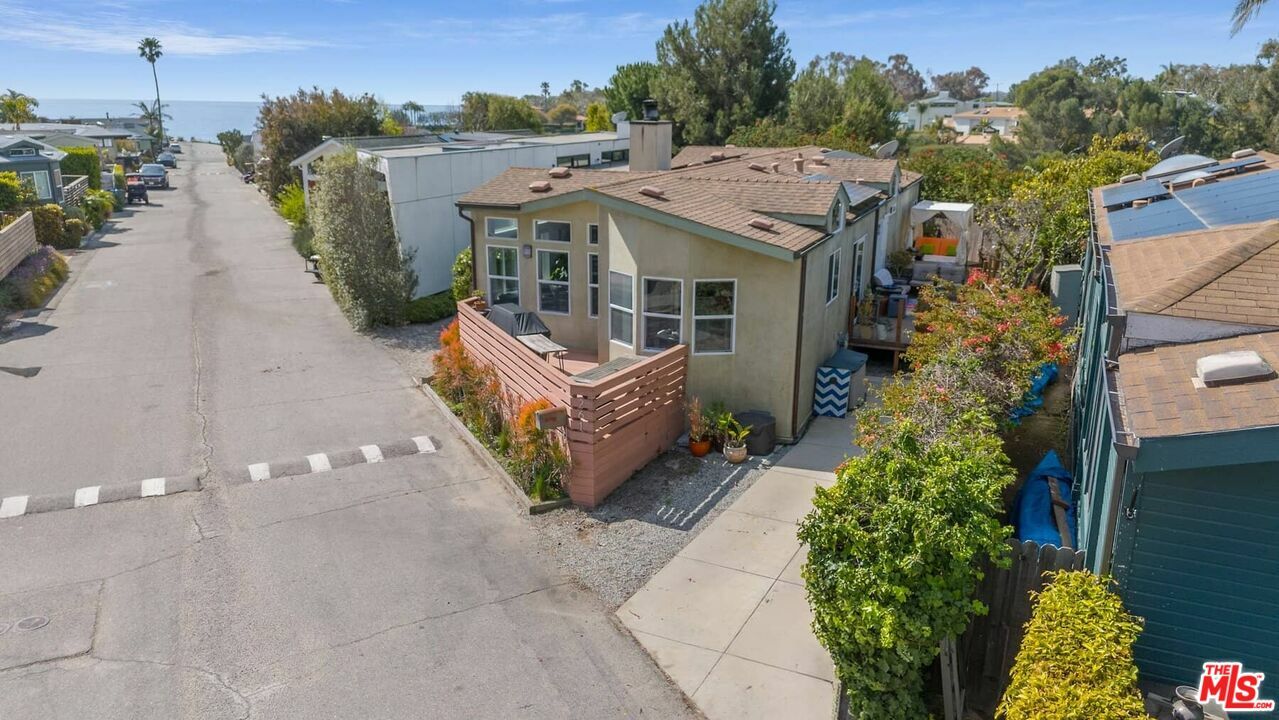 Property Photo: 261 Paradise Cove Rd CA 90265