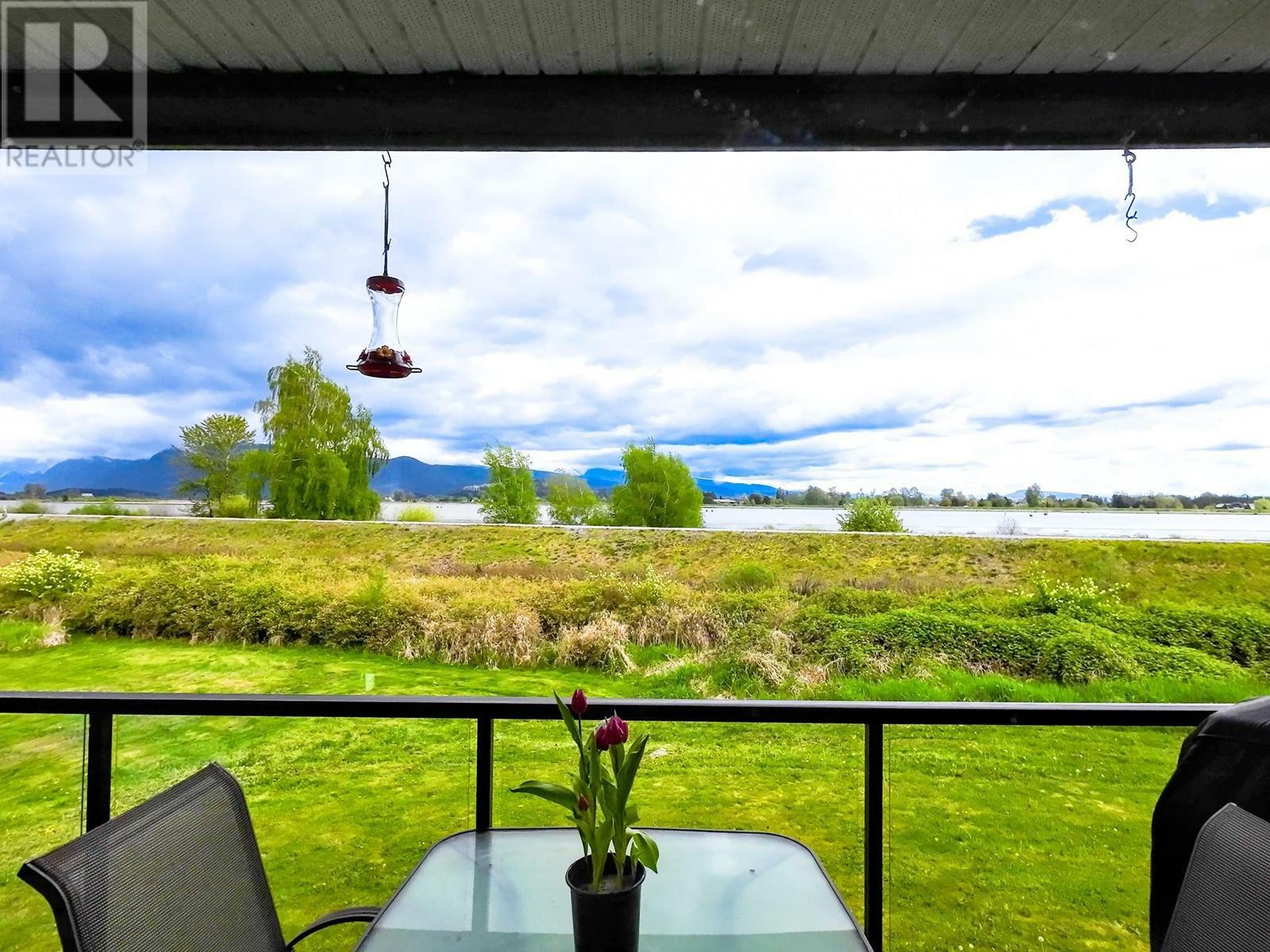 Property Photo:  325 Laurier Avenue  BC V3E 3G1 