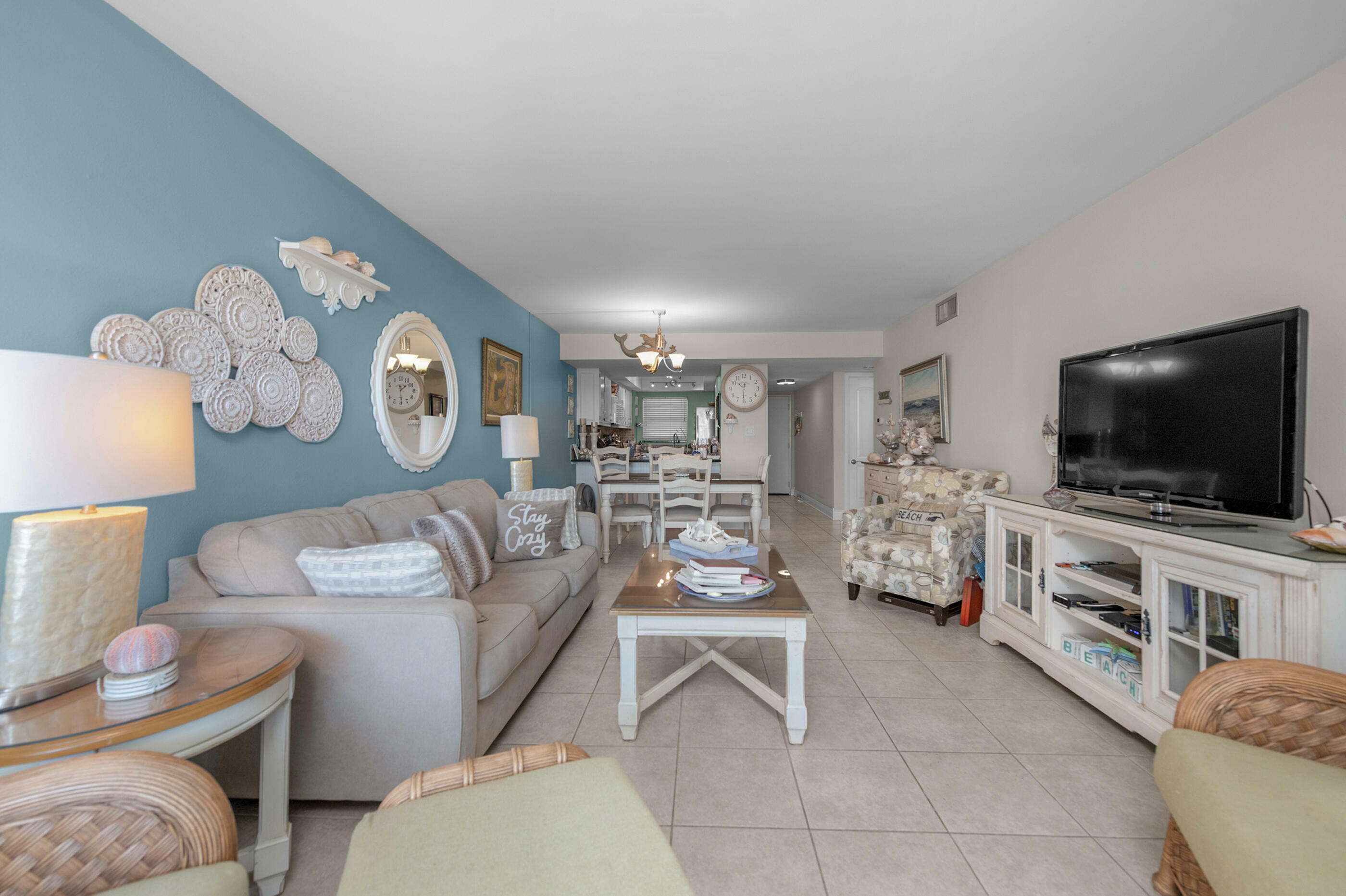 Property Photo: 909 Santa Rosa Boulevard Unit 241 FL 32548