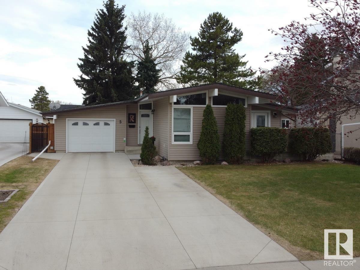 5 Garnet Crescent  Sherwood Park AB T8A 2R7 photo