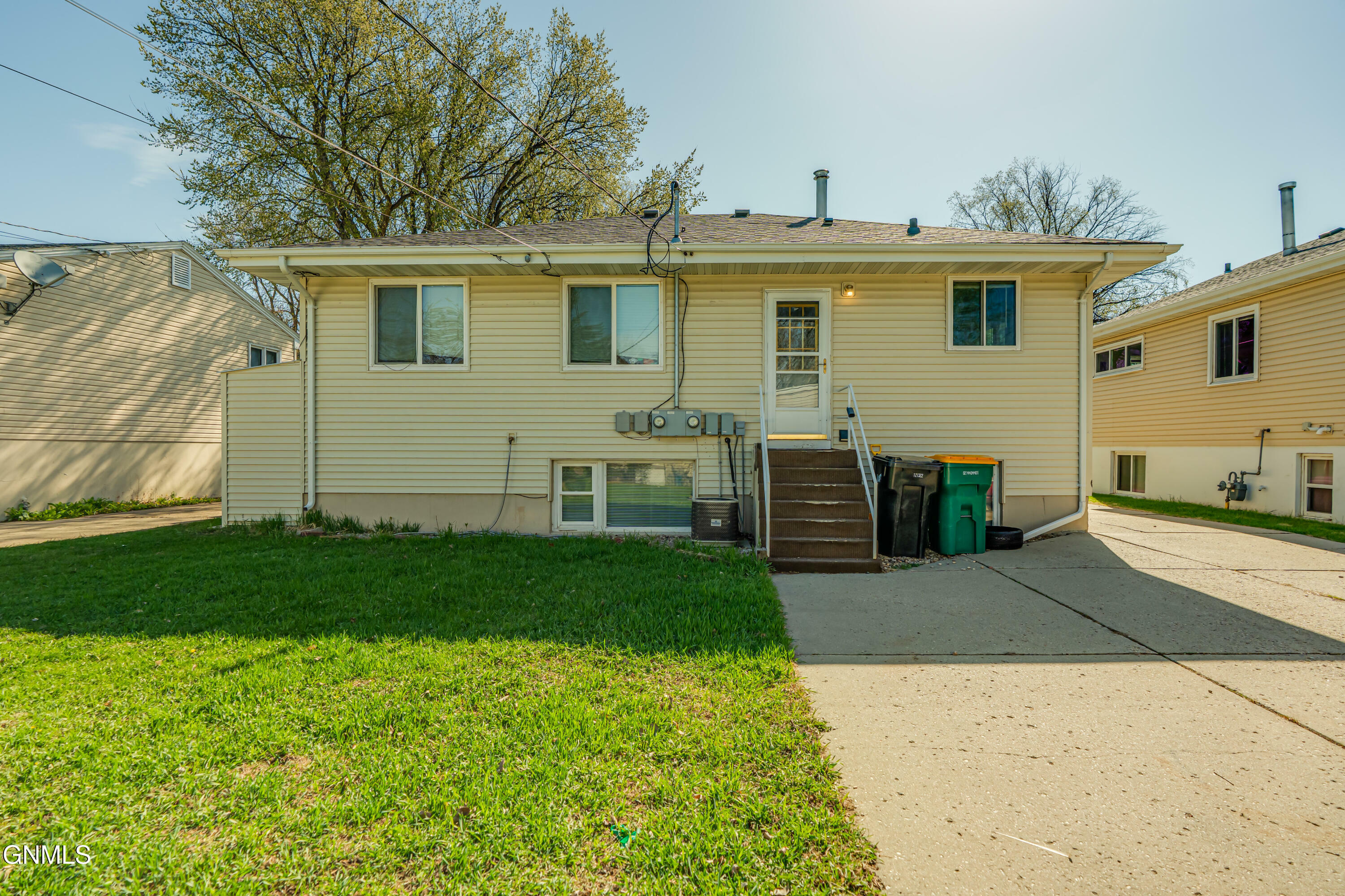 Property Photo: 1504 14th Street N ND 58501