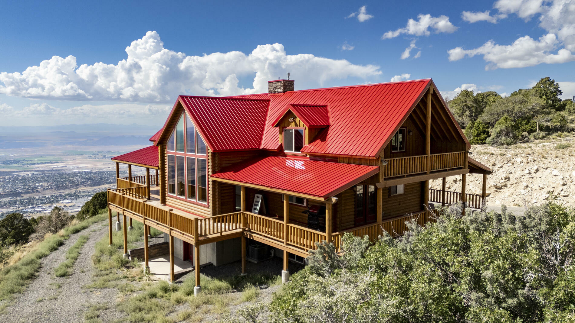 Property Photo: 2008 E High Cedar Highlands Dr UT 84720
