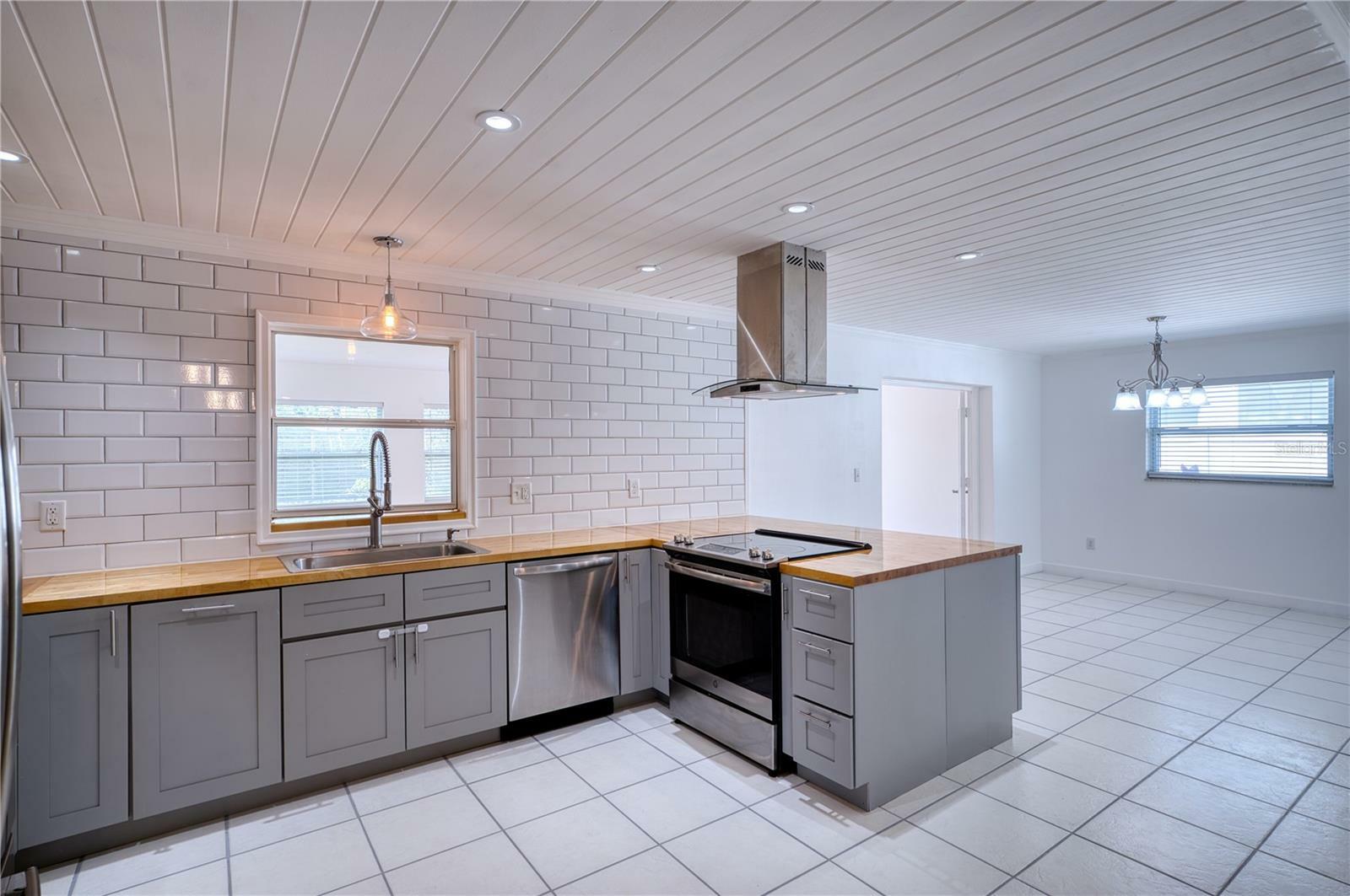 Property Photo: 1896 Mova Street FL 34231