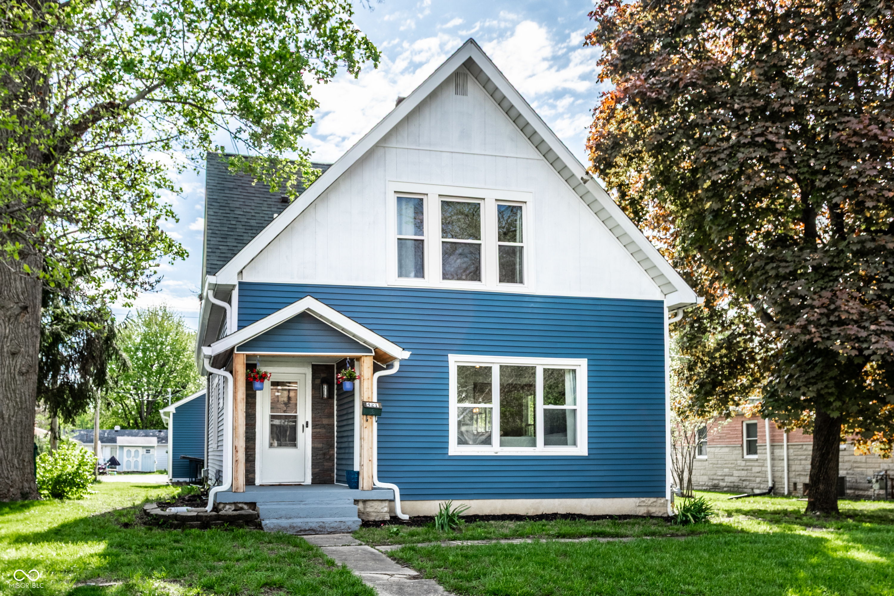 Property Photo: 421 S East Street IN 46168