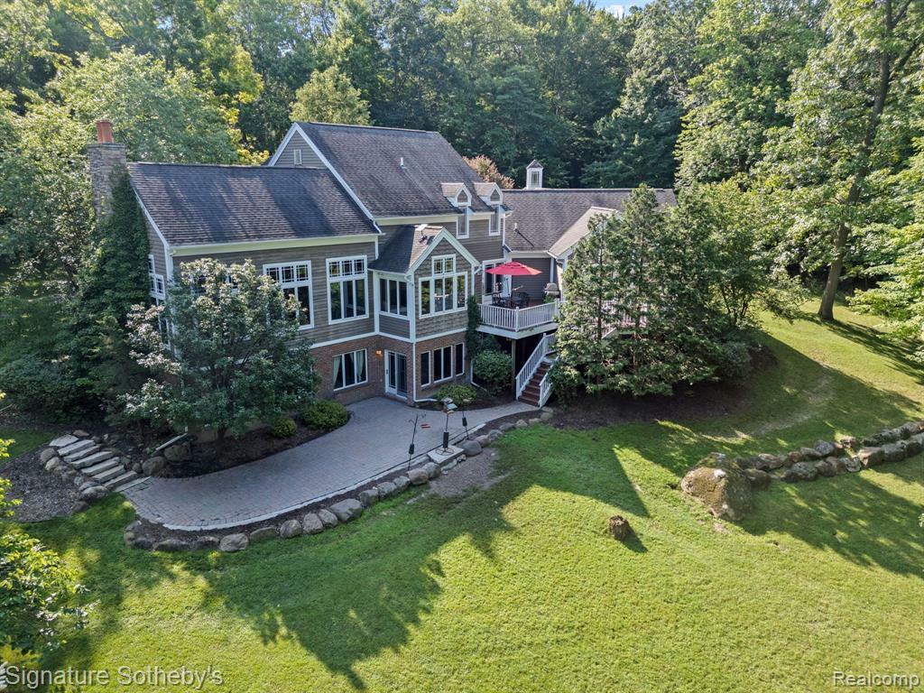 Property Photo:  3104 Jonathan Road  MI 48371 1250 