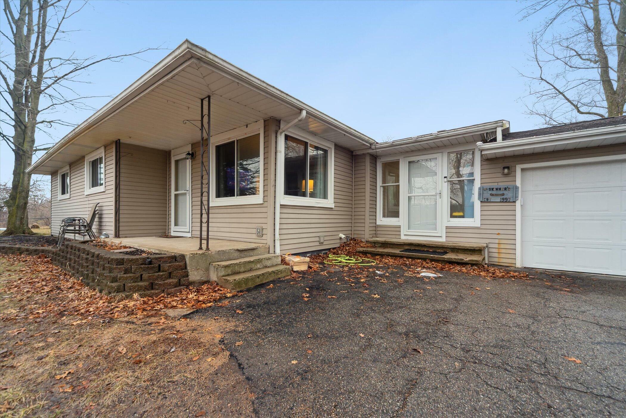 Property Photo: 16529 Division Drive MI 49068