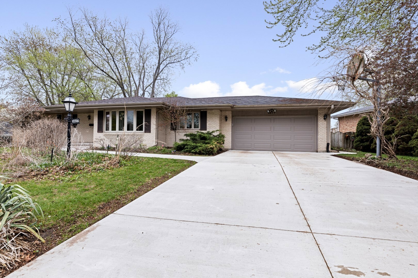Property Photo: 3617 Fleetwood Drive IL 61101