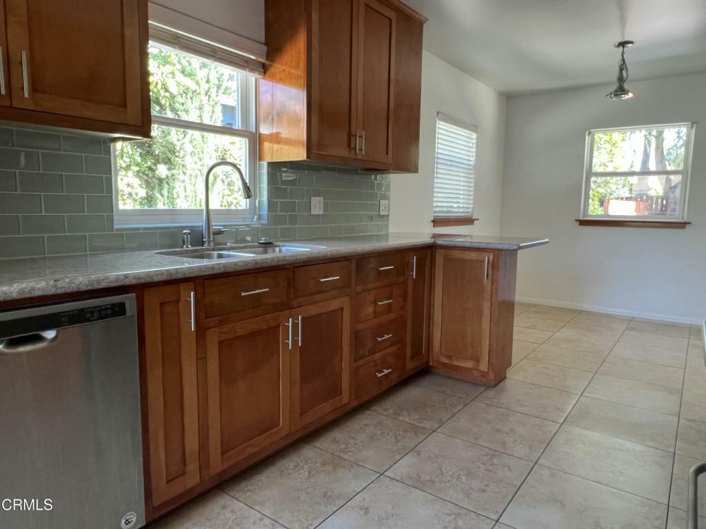 Property Photo:  2803 Tola Avenue  CA 91001 