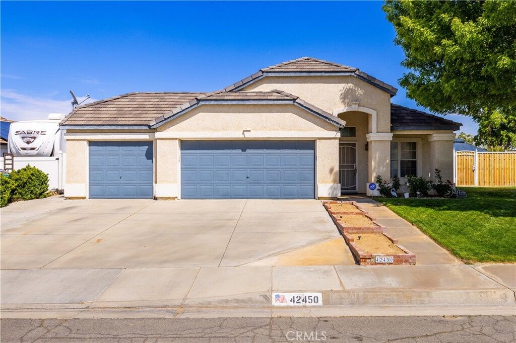 Property Photo:  42450 Blossom Drive  CA 93536 