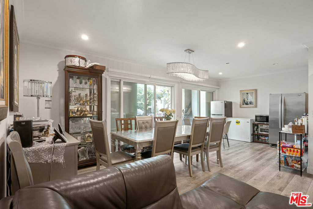 423 S Rexford Drive 106  Beverly Hills CA 90212 photo