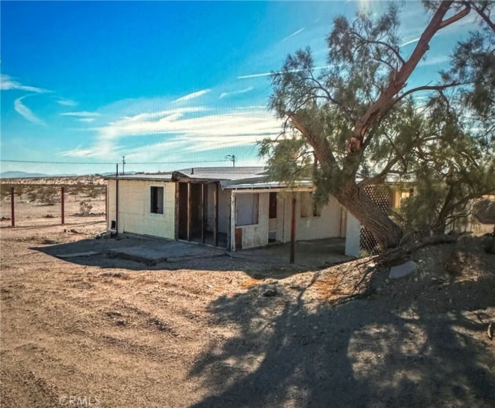 Property Photo: 77623 Valle Vista Rd CA 92277