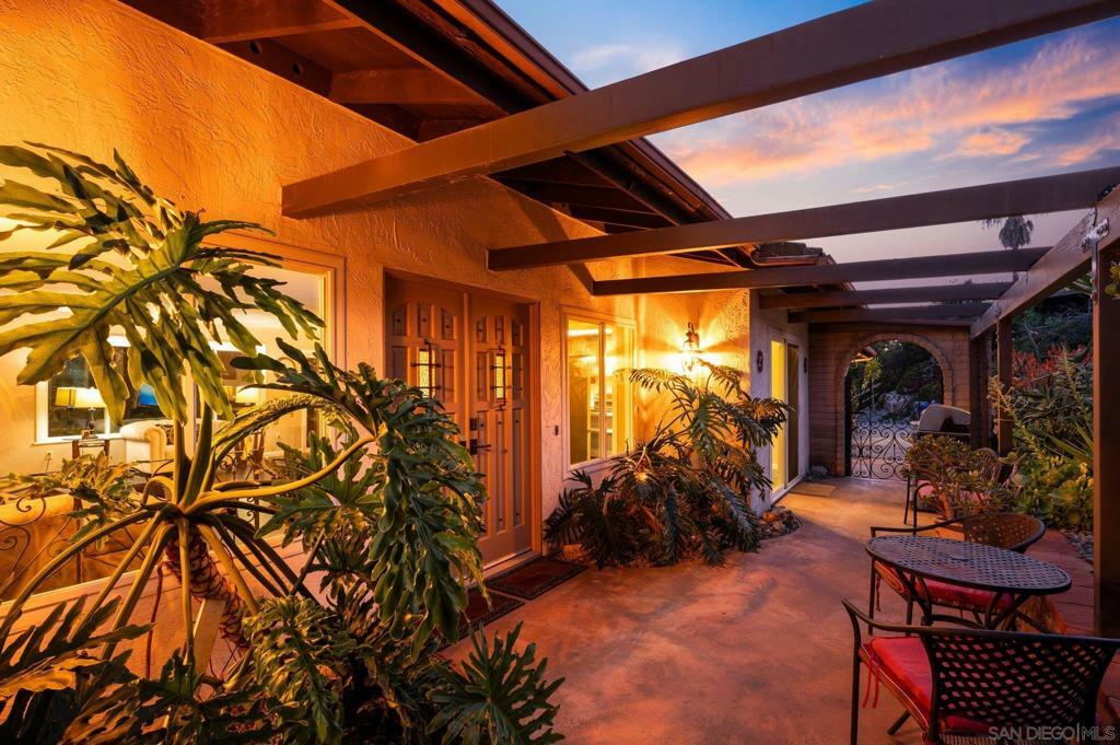 2189 Rockhoff Rd  Escondido CA 92026 photo