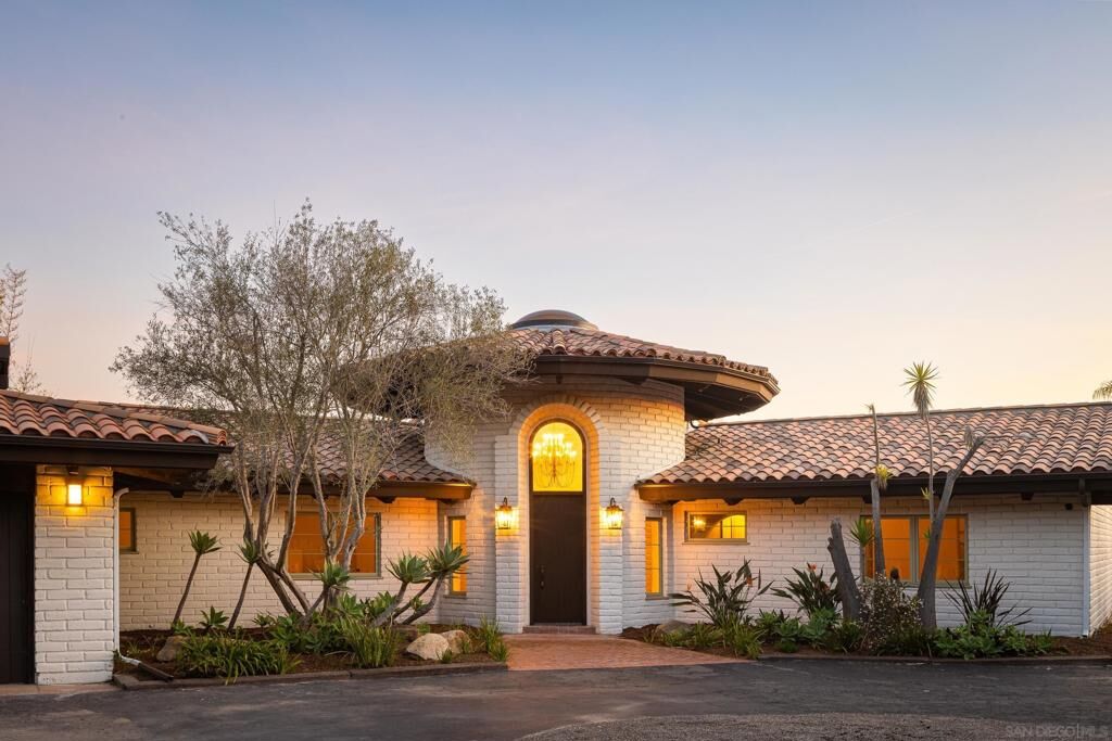 Property Photo:  1256 Rancho Encinitas Dr  CA 92024 