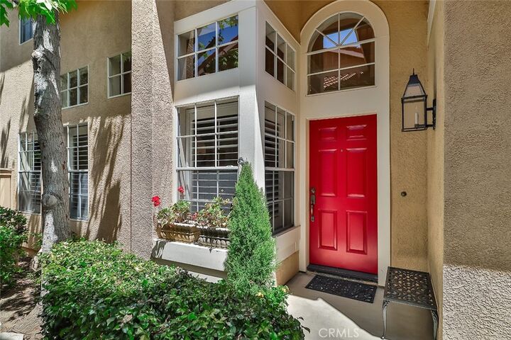 Property Photo:  4917 Santo Drive  CA 91377 