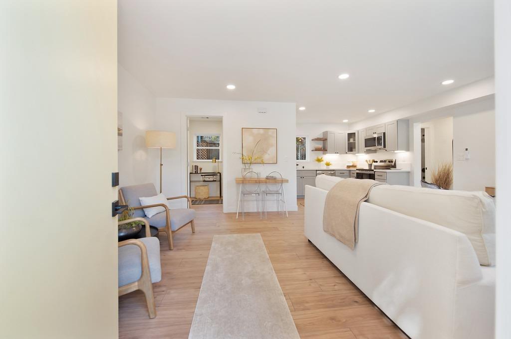 Property Photo:  3907 D Street  CA 95819 