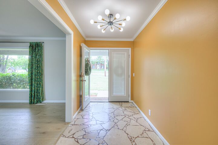 Property Photo:  411 Willow Lake Dr  TN 37148 