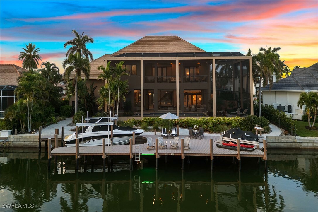 Property Photo: 130 Hollyhock Court FL 34145