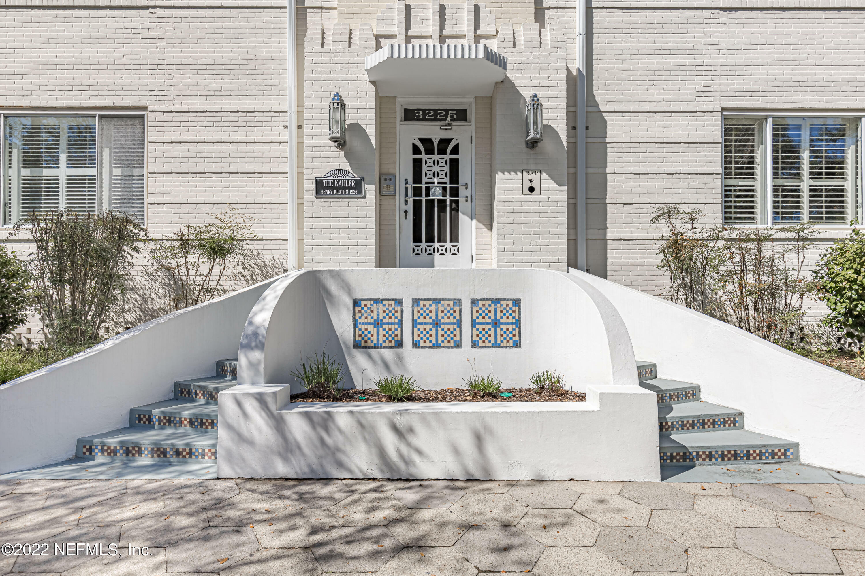 Property Photo: 3225 St Johns Avenue B FL 32205