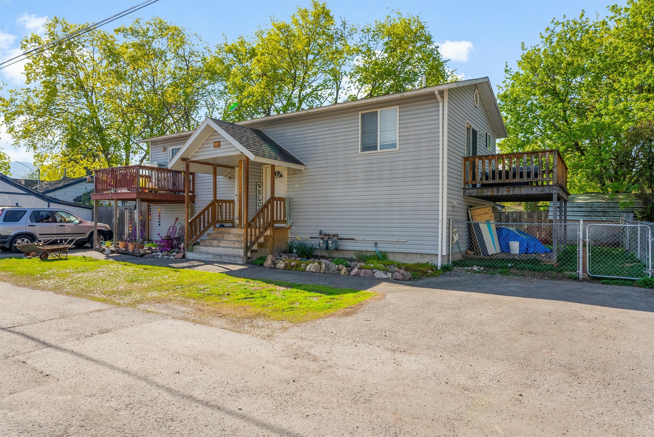 Property Photo: 929 S Johnson Street MT 59801