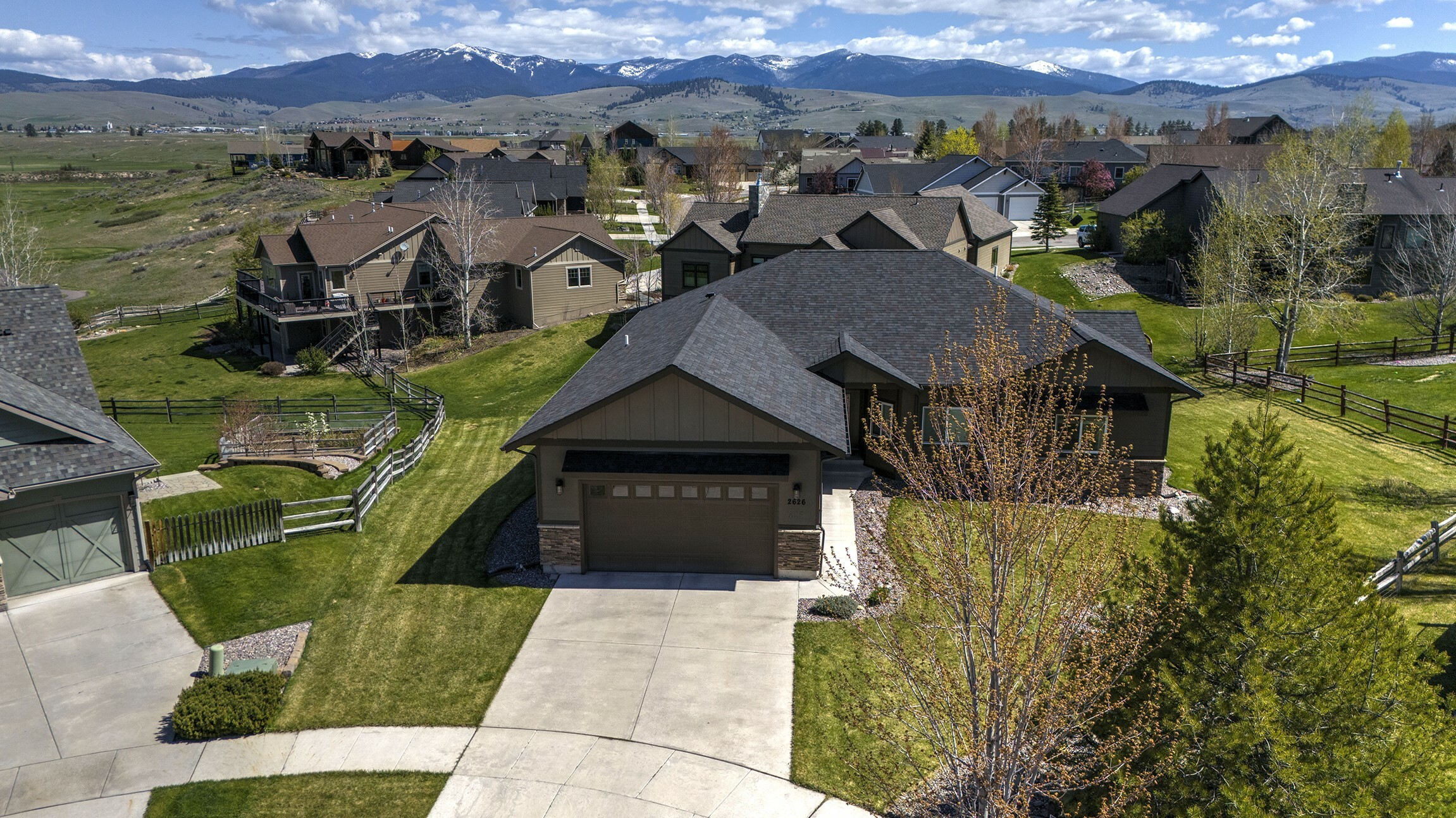 Property Photo: 2626 Muirfield Court MT 59808
