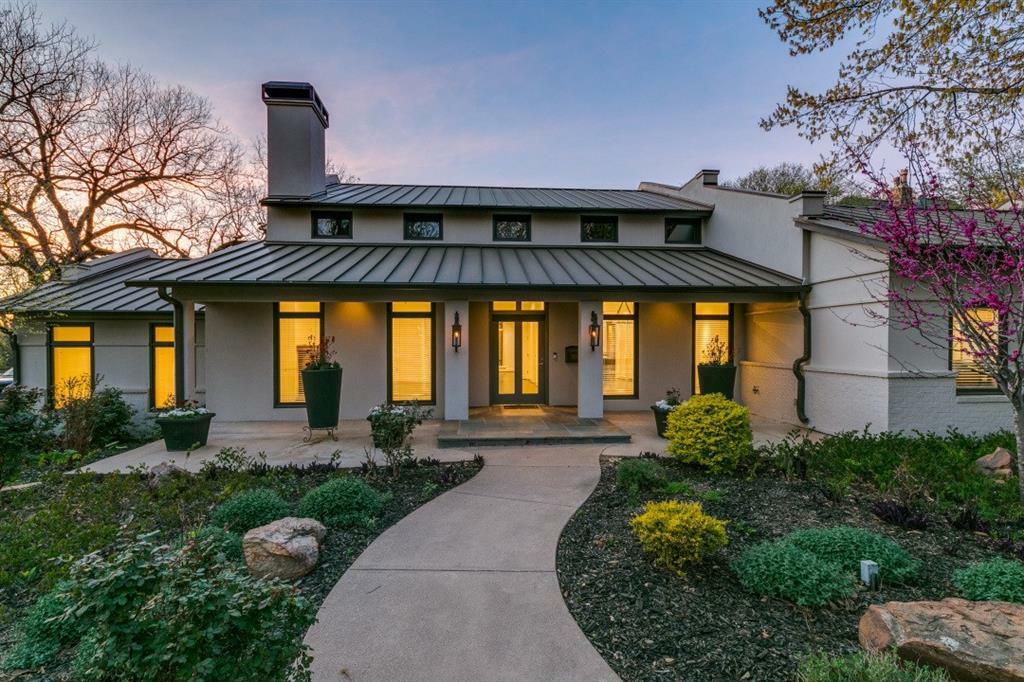 Property Photo: 8125 San Fernando Way TX 75218