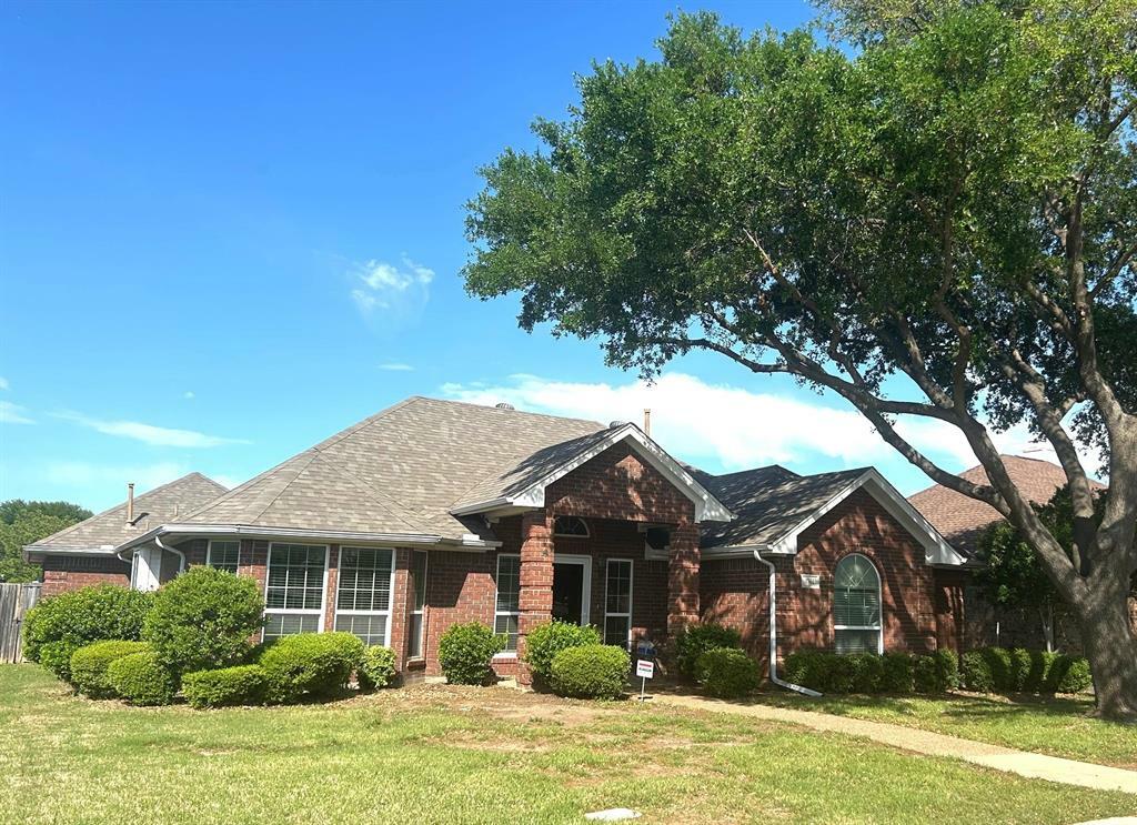 1561 Waterford Drive  Lewisville TX 75077 photo