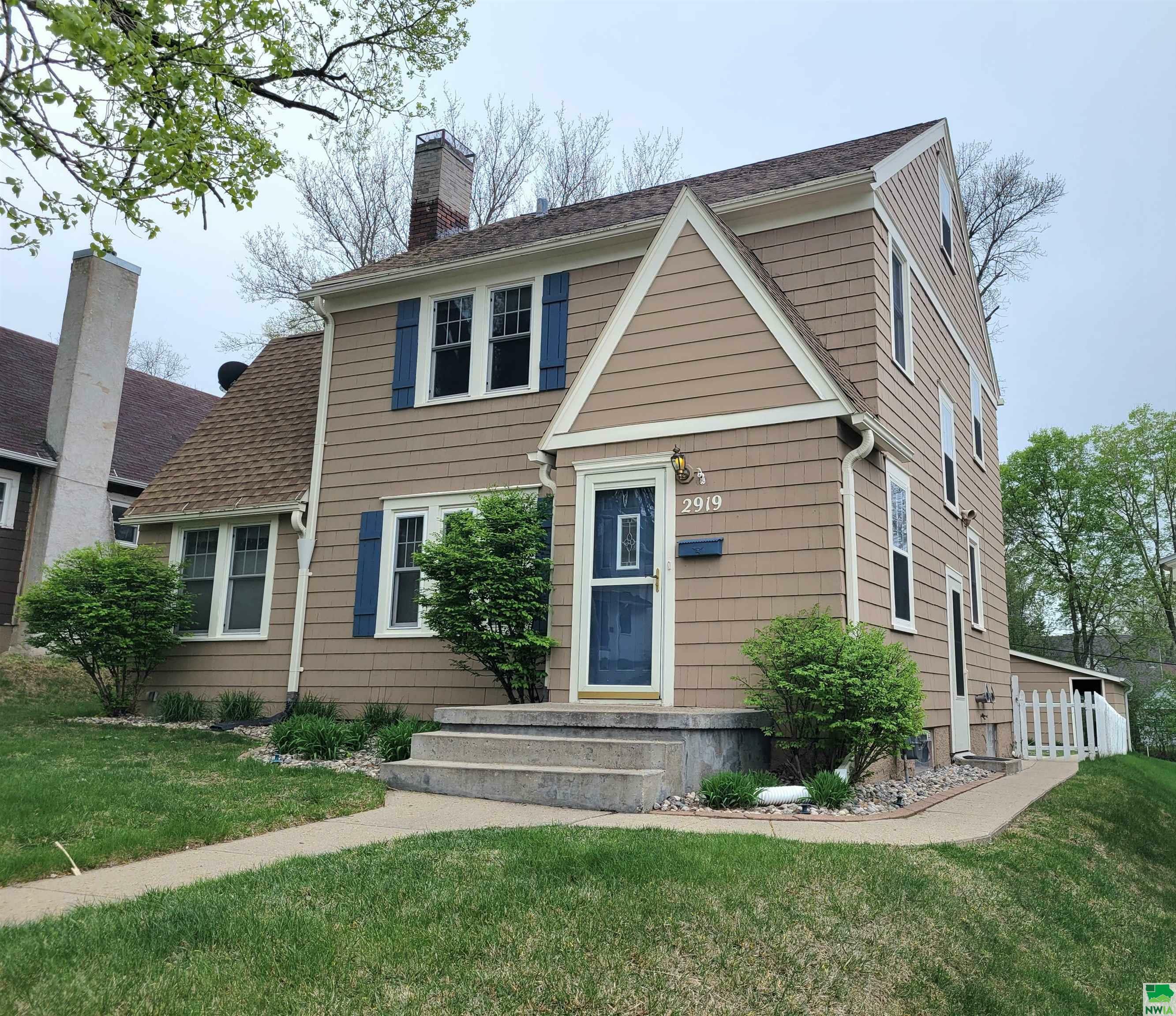Property Photo: 2919 Pierce IA 51104