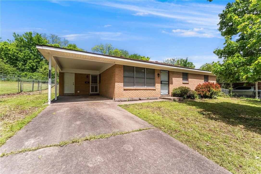 2202 Cottonwood Place  Springdale AR 72762 photo