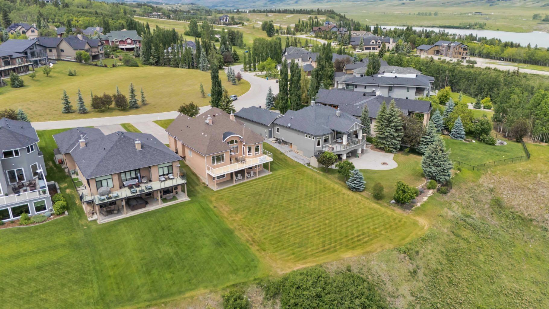 Property Photo: 435 Rodeo Ridge AB T3Z 3G2