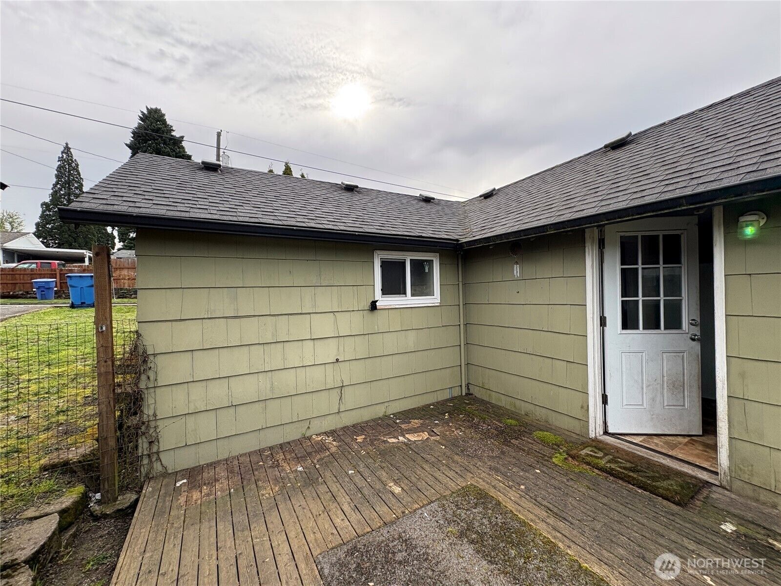 Property Photo: 1207 N 13th Avenue WA 98626