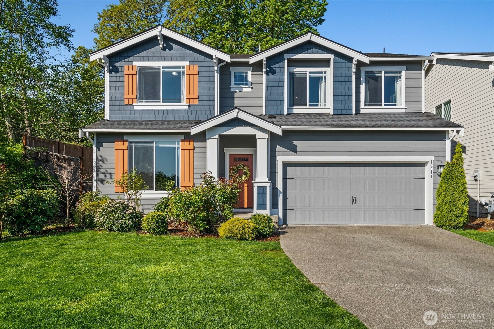 Property Photo: 12011 SE 299th Place WA 98092