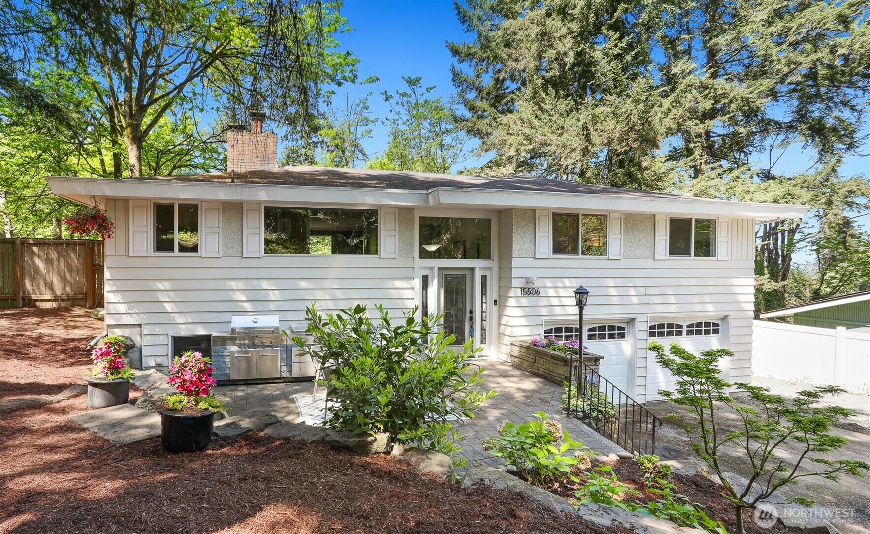 Property Photo: 15506 Juanita Drive NE WA 98028