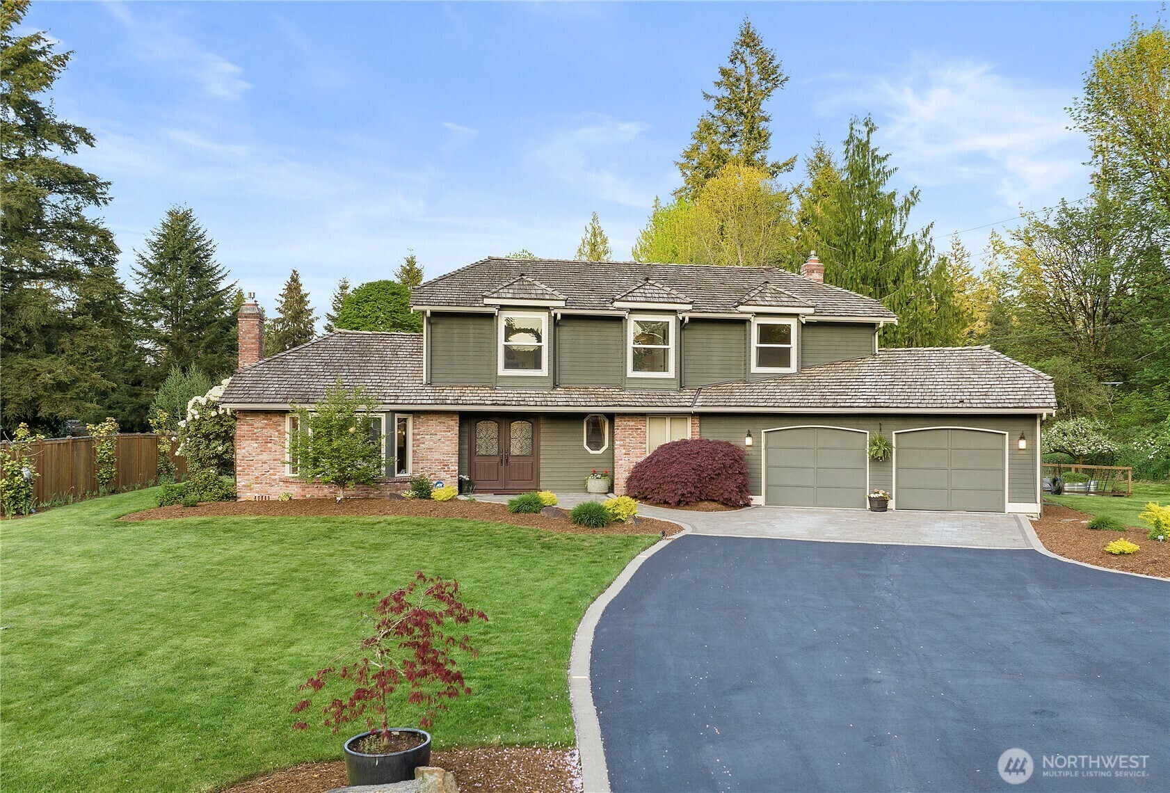 Property Photo: 14504 186th Place NE WA 98072