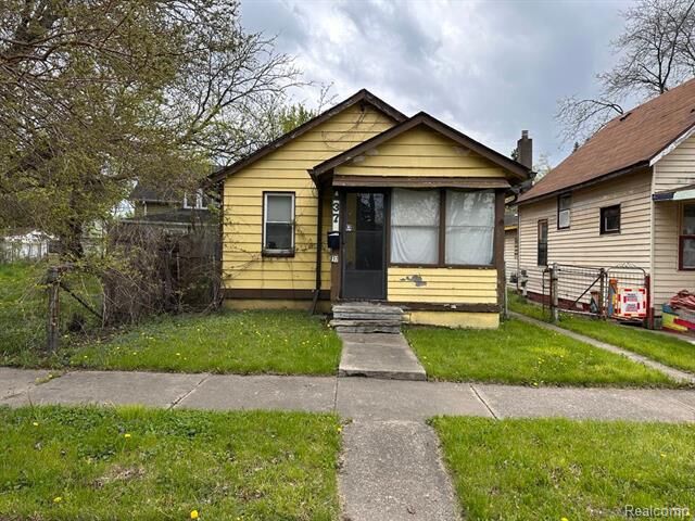Property Photo:  37 Ruth Street  MI 48229 