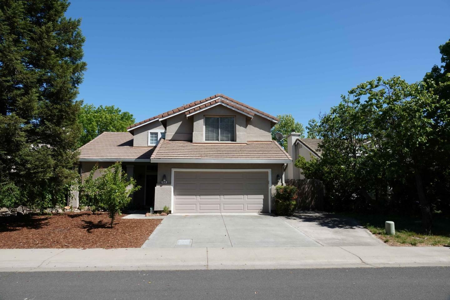 Property Photo: 1418 Eligio Lane CA 95618