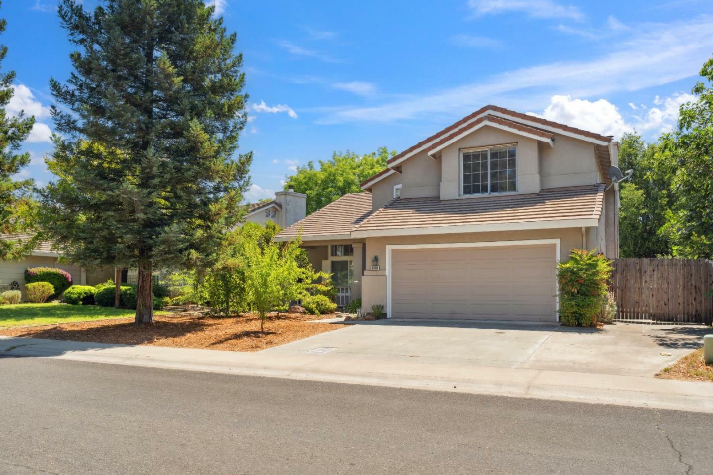 Property Photo: 1418 Eligio Lane CA 95618