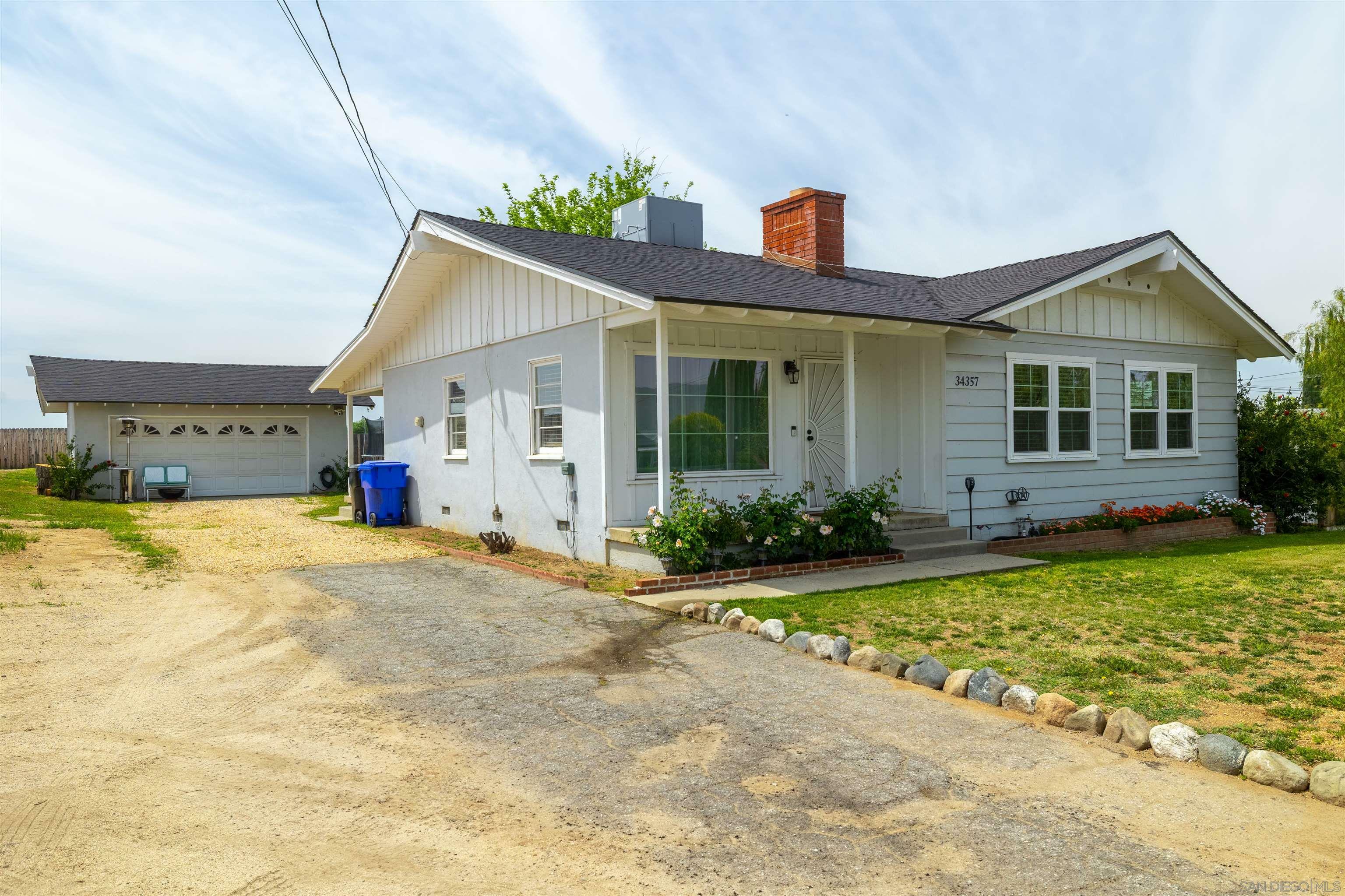 Property Photo: 34357 Avenue E CA 92399