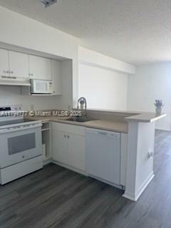 Property Photo: 5077 NW 7 1211 FL 33126