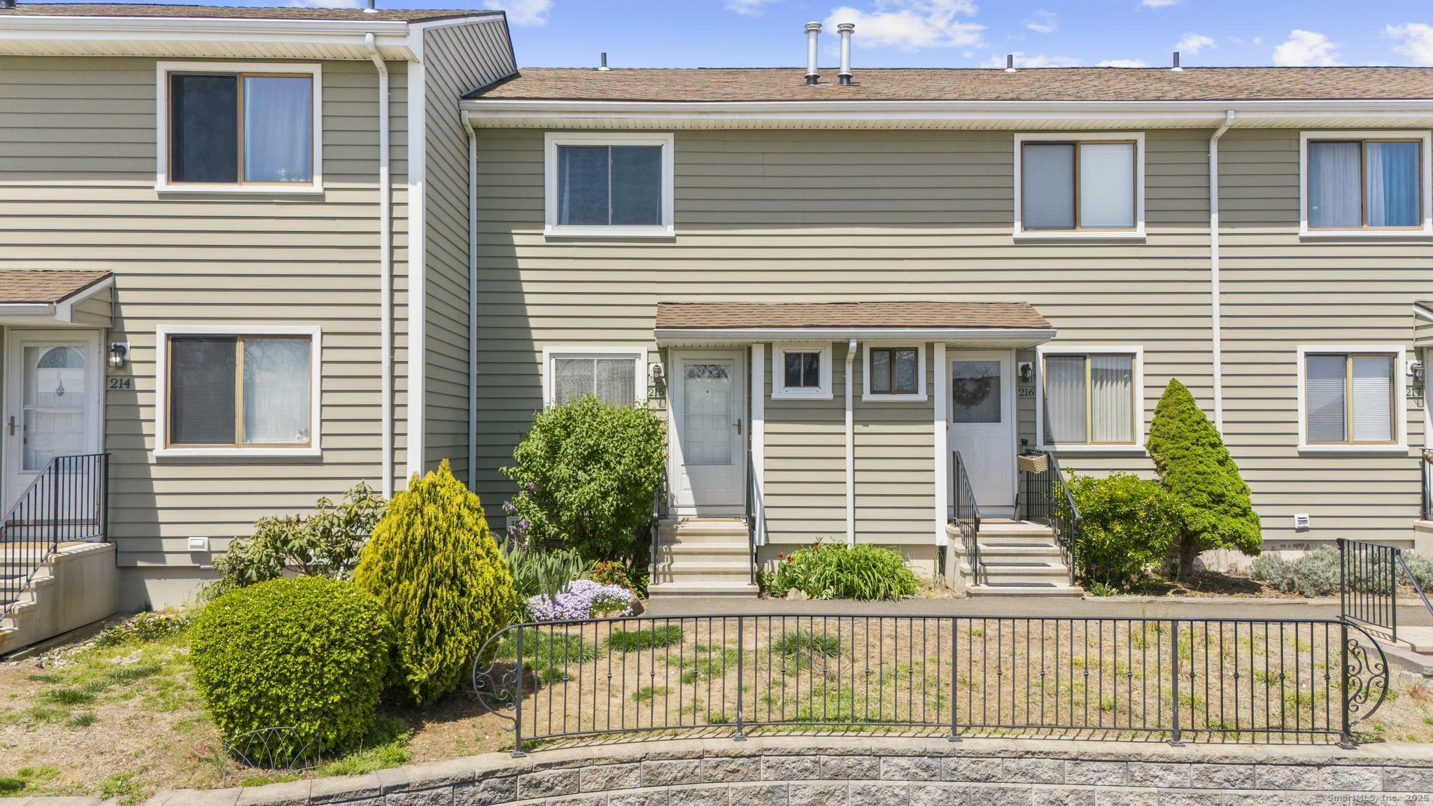 Property Photo: 215 Monticello Drive 215 CT 06405